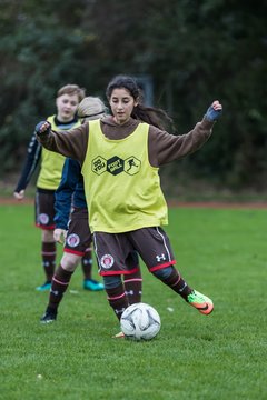 Bild 15 - C-Juniorinnen Halstenbek-Rellingen - St.Pauli : Ergebnis: 0:5